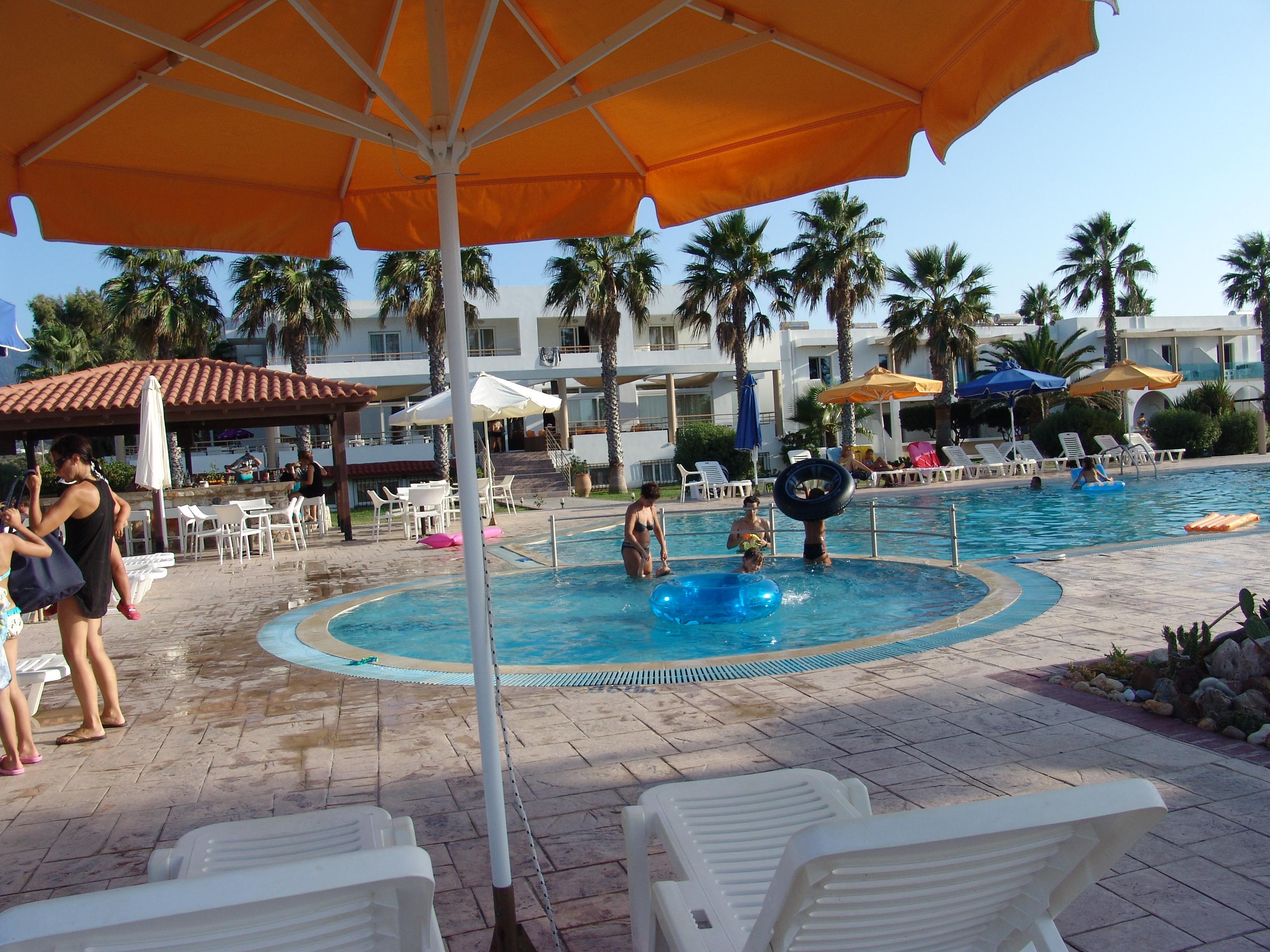 Tigaki Irina Beach Hotel מראה חיצוני תמונה