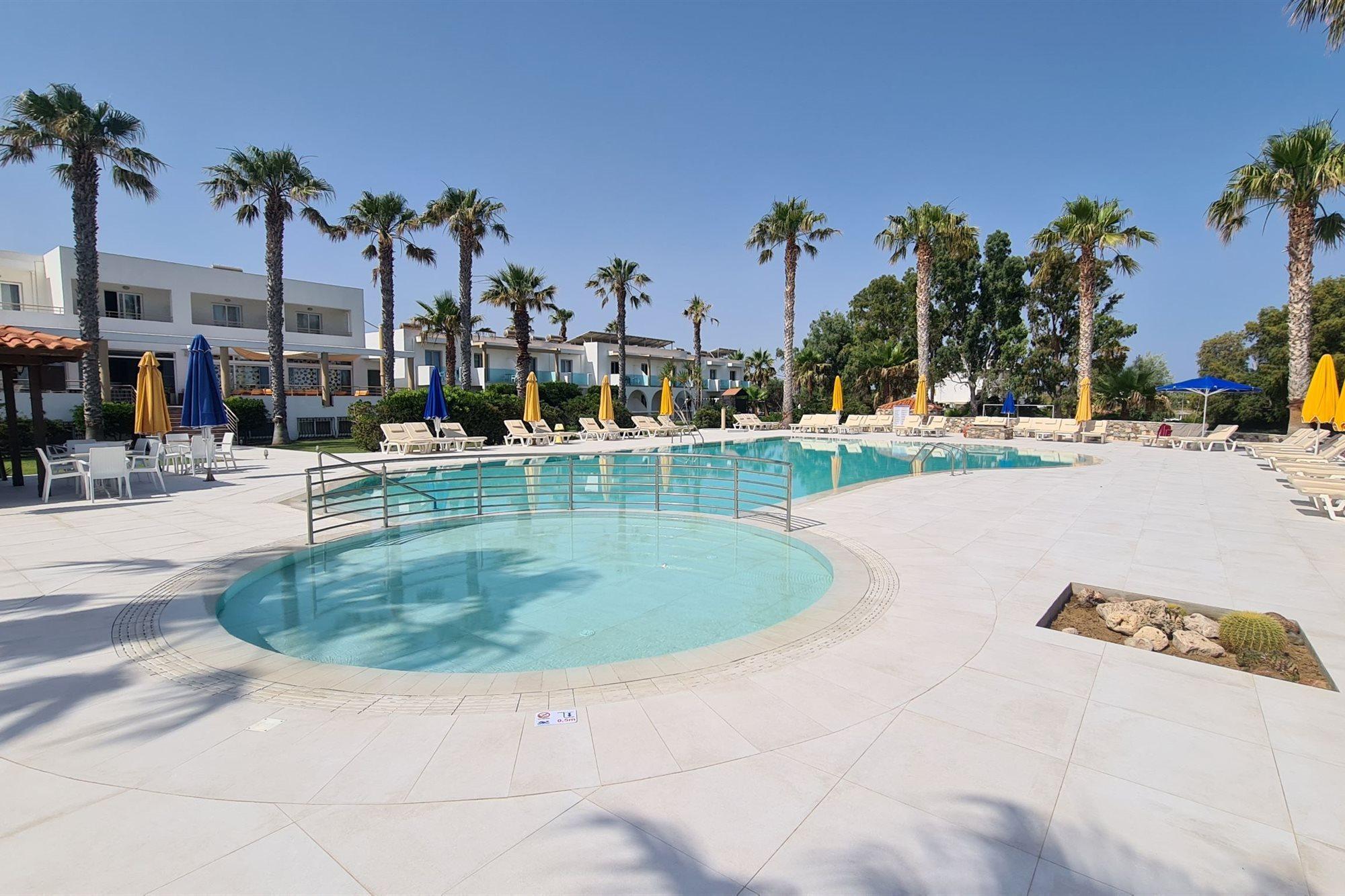 Tigaki Irina Beach Hotel מראה חיצוני תמונה