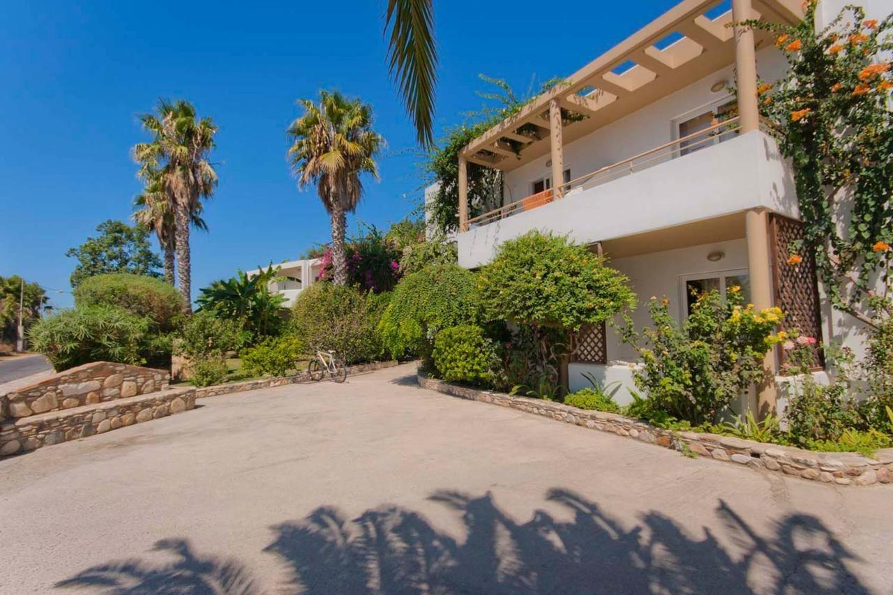 Tigaki Irina Beach Hotel מראה חיצוני תמונה